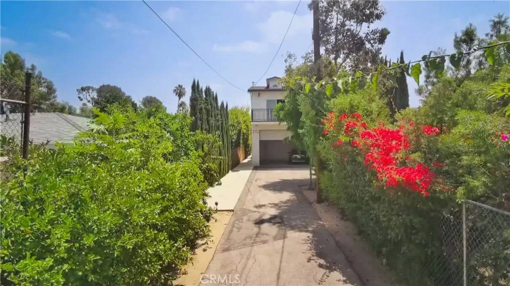 Van Nuys, CA 91406,6648 Gaviota Avenue