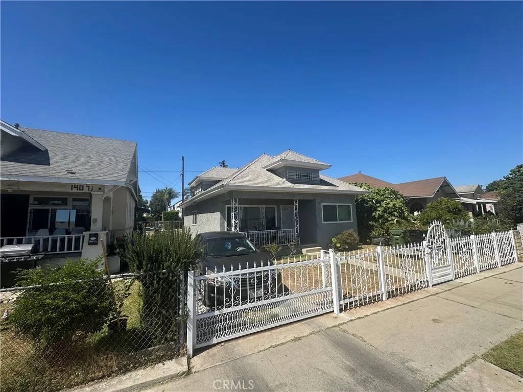 Los Angeles, CA 90011,1409 E 41st Place