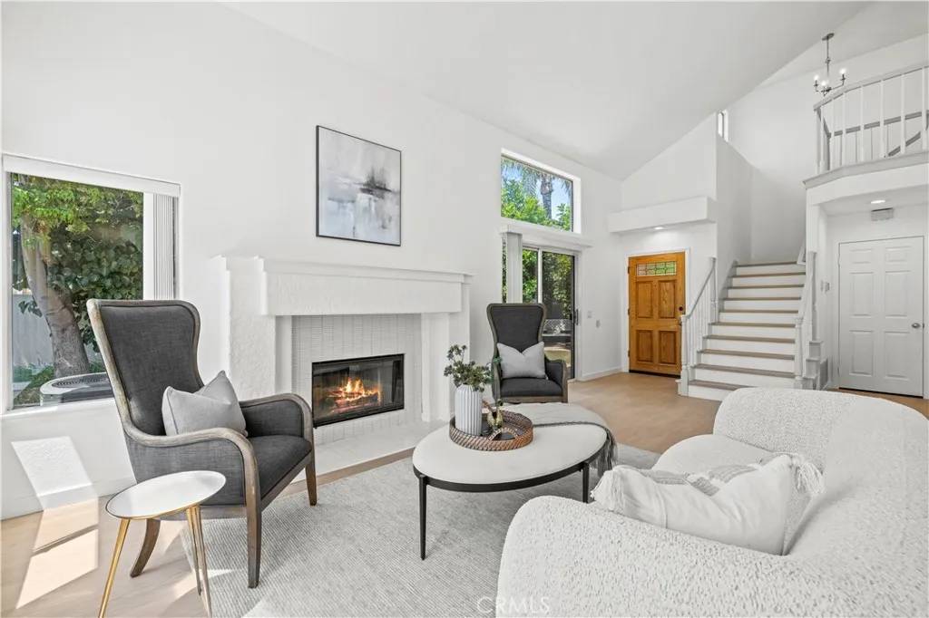 Calabasas, CA 91302,3703 Calle Jazmin