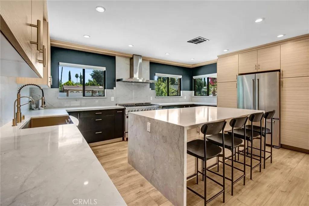 Woodland Hills, CA 91364,4801 Heaven Avenue