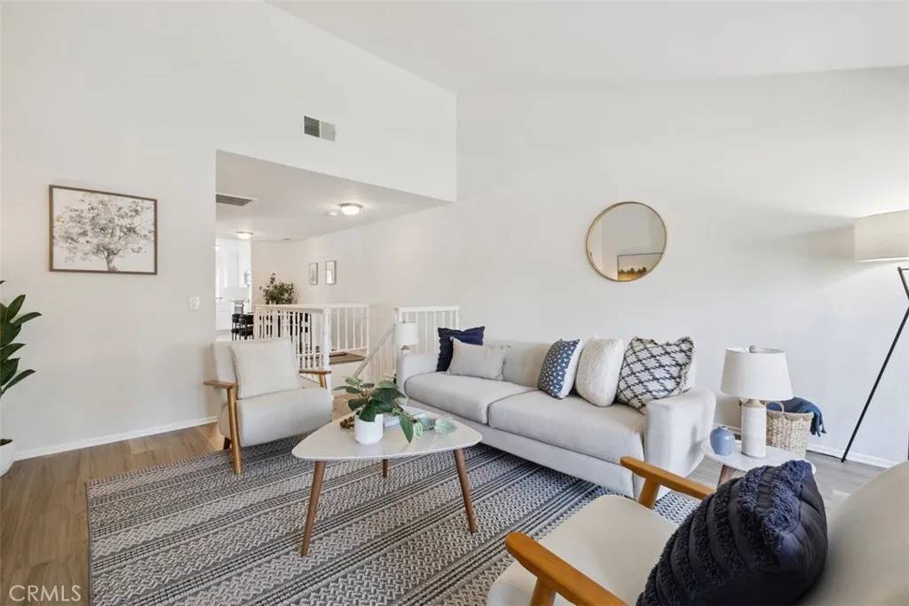 Porter Ranch, CA 91326,19519 Rinaldi Street #57