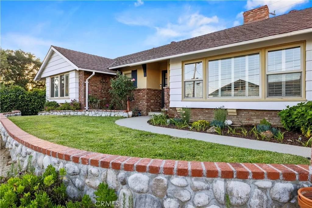 La Canada Flintridge, CA 91011,2135 Tondolea Lane