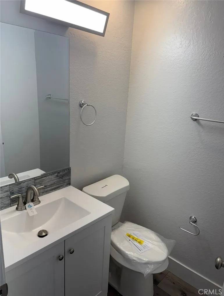 Sylmar, CA 91342,13750 Hubbard Street #28