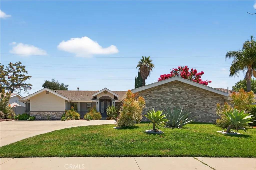 Tarzana, CA 91356,5274 Crebs Avenue