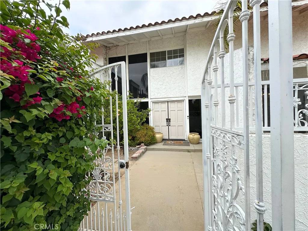 Porter Ranch, CA 91326,19451 Blackhawk Street