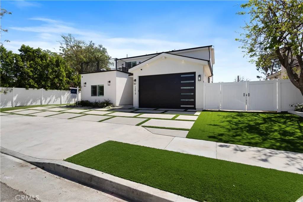 Panorama City, CA 91402,13418 W Crowley Street