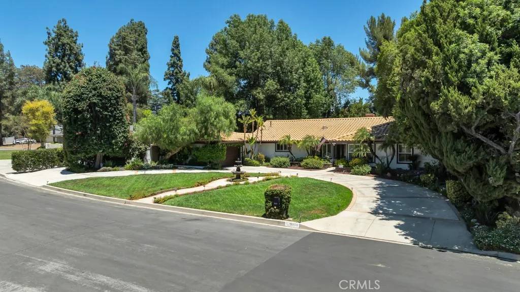 Northridge, CA 91324,9604 Tunney Avenue
