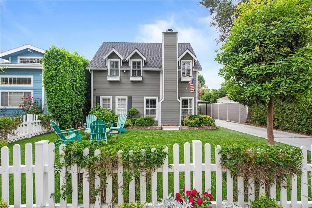 Studio City, CA 91604,4323 Laurelgrove Avenue