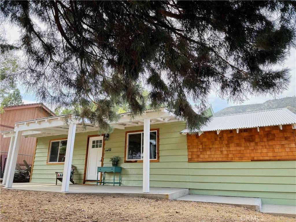 Frazier Park, CA 93225,6513 Lowry Lane