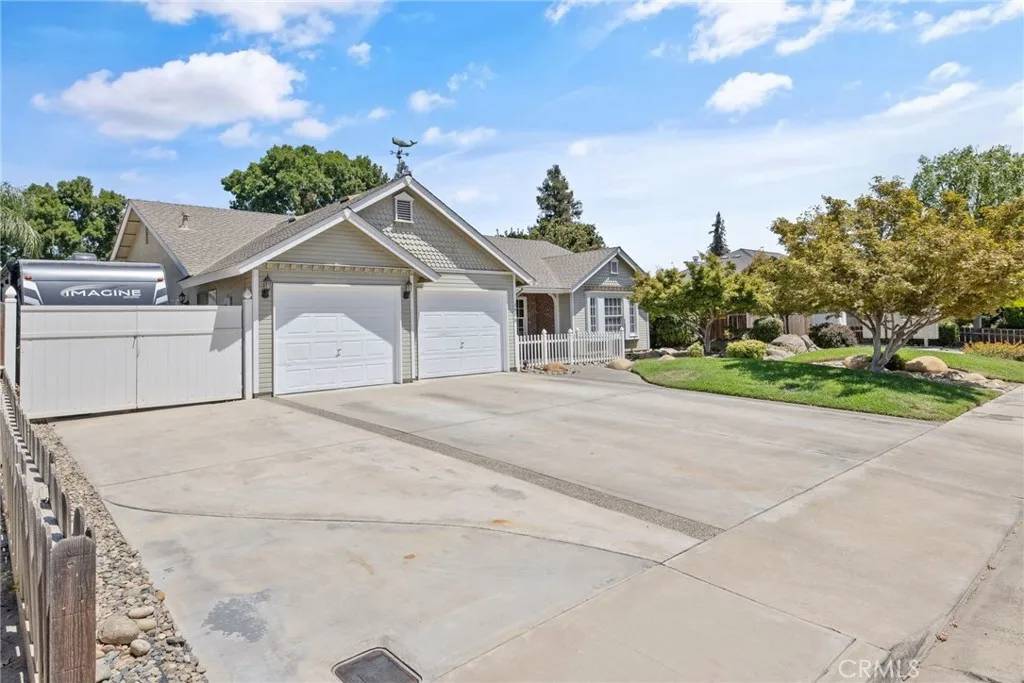 Visalia, CA 93277,3408 W Orchard Avenue