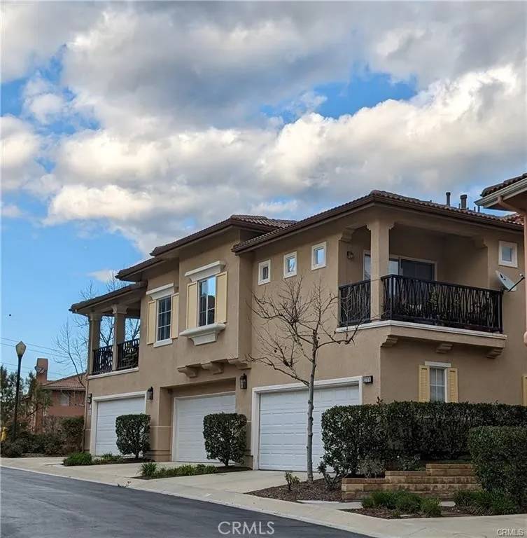 Valencia, CA 91354,27976 Trillium Lane