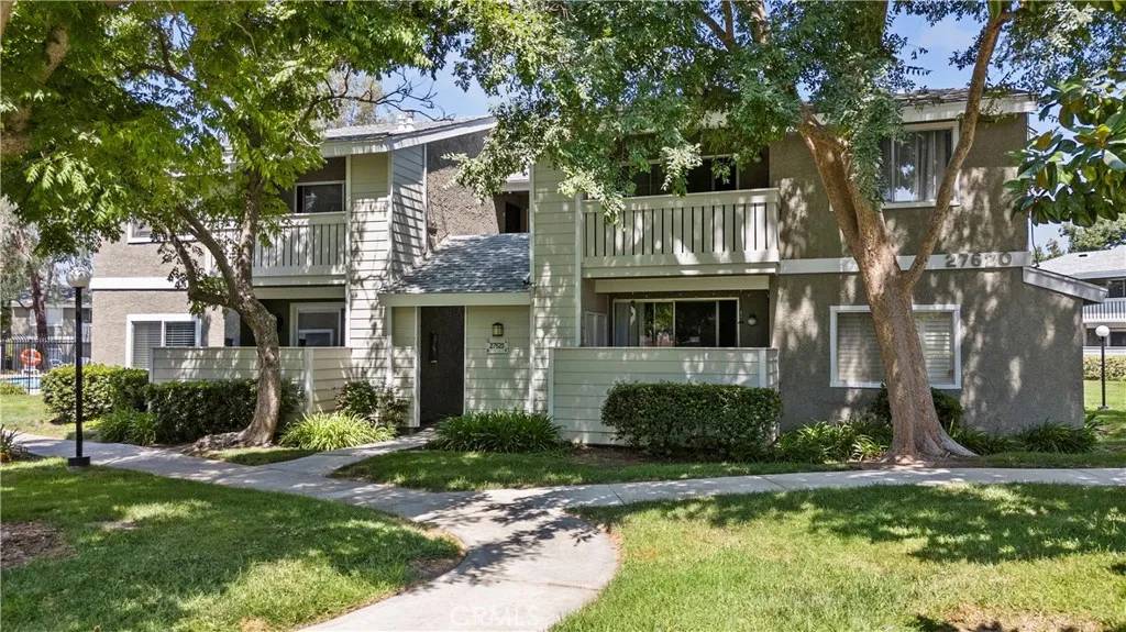 Saugus, CA 91350,27620 Susan Beth Way #A