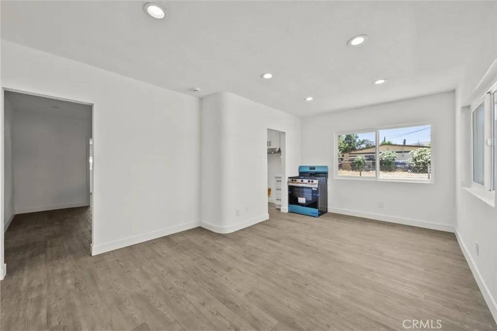 Littlerock, CA 93543,35114 82nd Street East