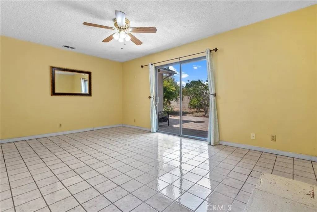 Oxnard, CA 93033,4701 Boston Way