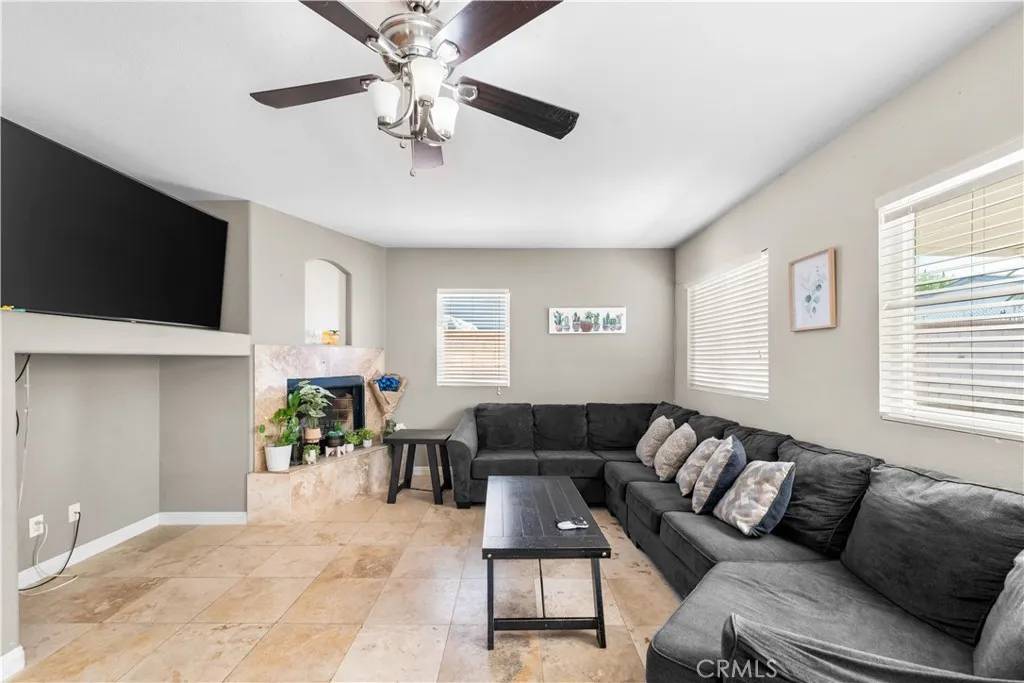 Lancaster, CA 93536,42129 Madison Court