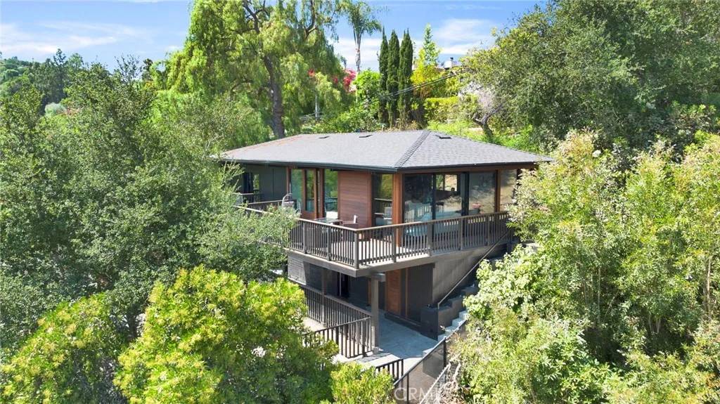 Sherman Oaks, CA 91423,4009 Weslin Avenue