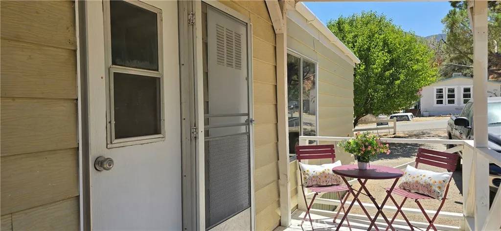 Lebec, CA 93243,907 Yosemite Drive