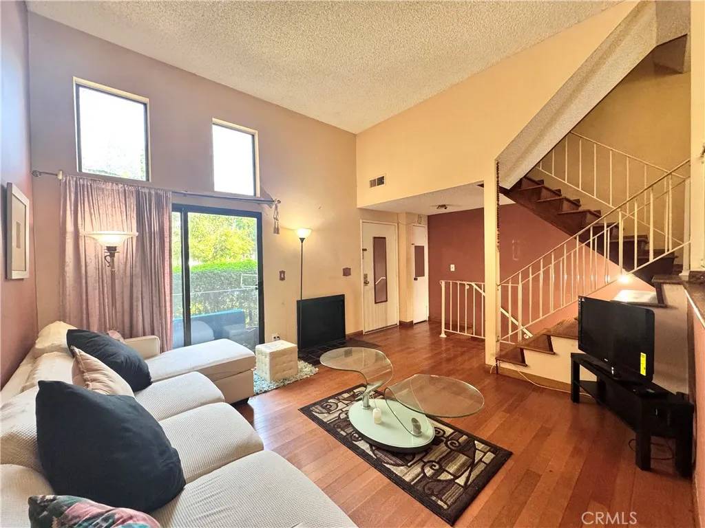 North Hills, CA 91343,9620 Sepulveda Boulevard #39