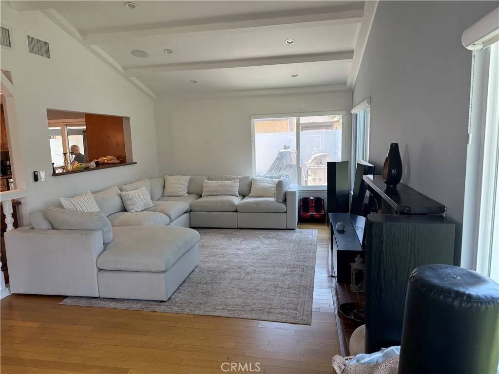 Chatsworth, CA 91311,9610 Rudnick Avenue