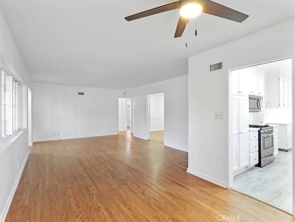 Granada Hills, CA 91344,17556 Tribune Street