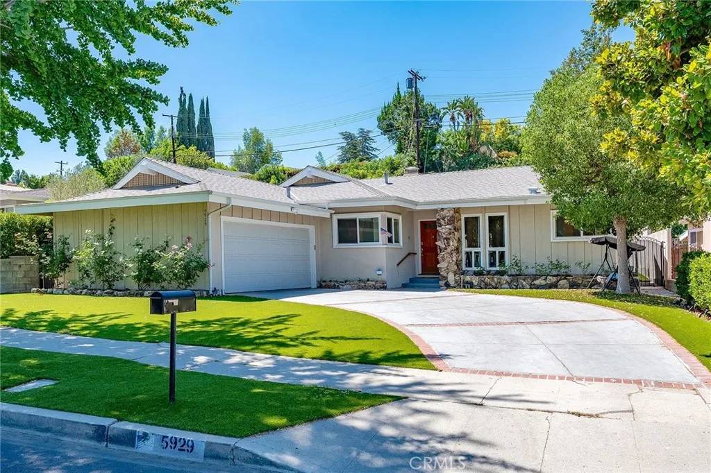 Woodland Hills, CA 91367,5929 Adler Avenue