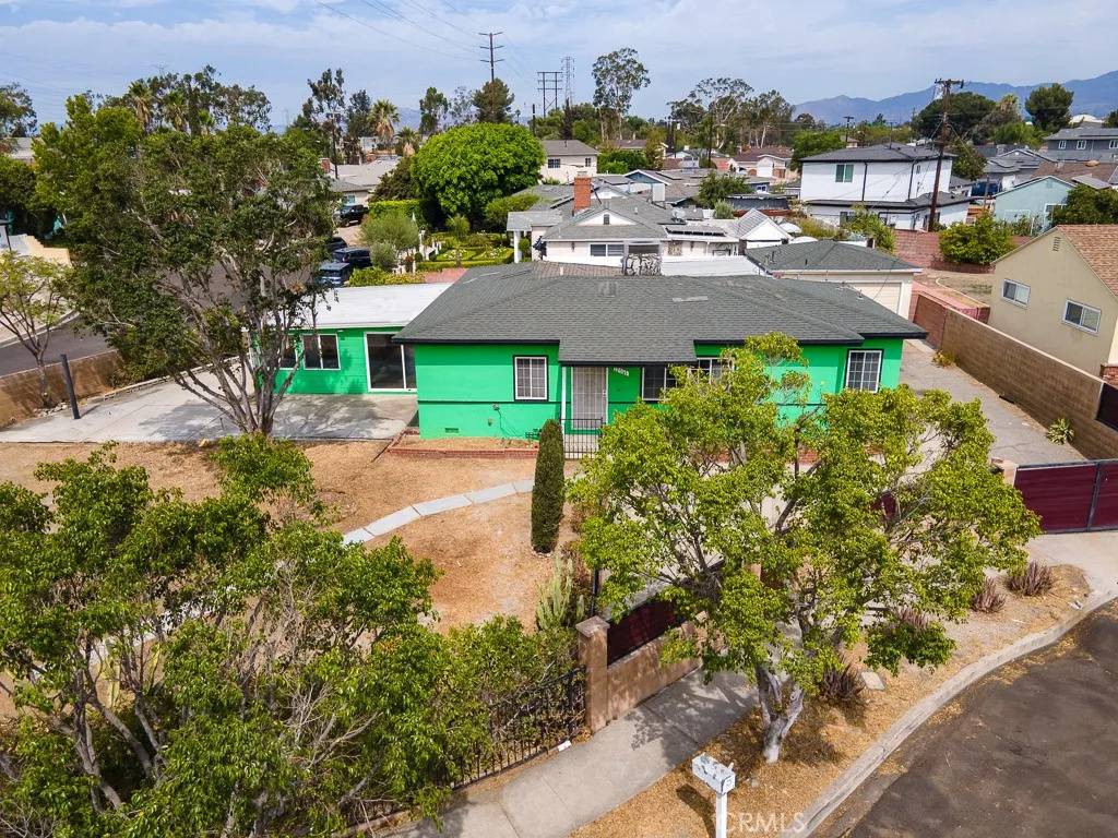 North Hollywood, CA 91605,12561 Willard Street