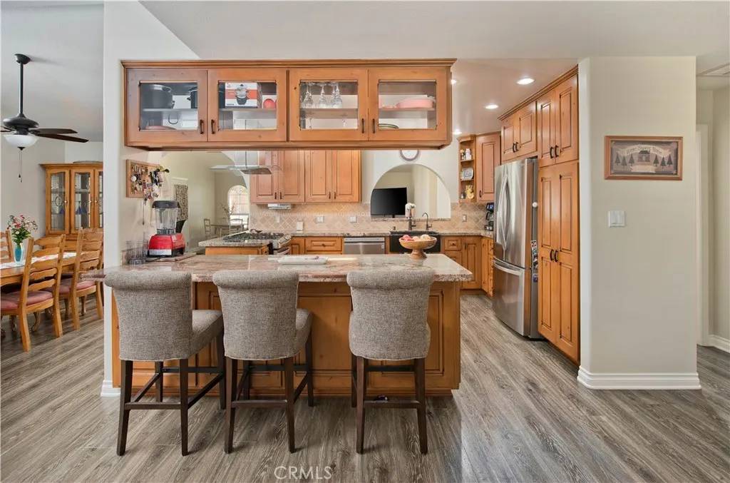 Chatsworth, CA 91311,9602 Gierson