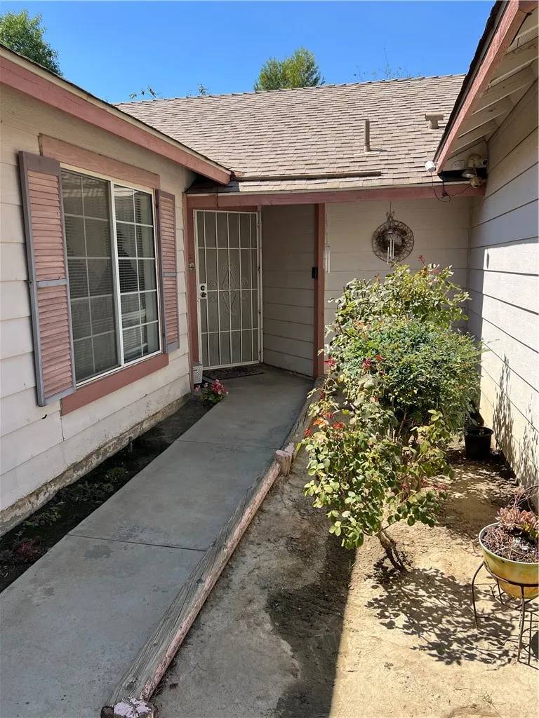 Lancaster, CA 93534,45947 Foxtail Street