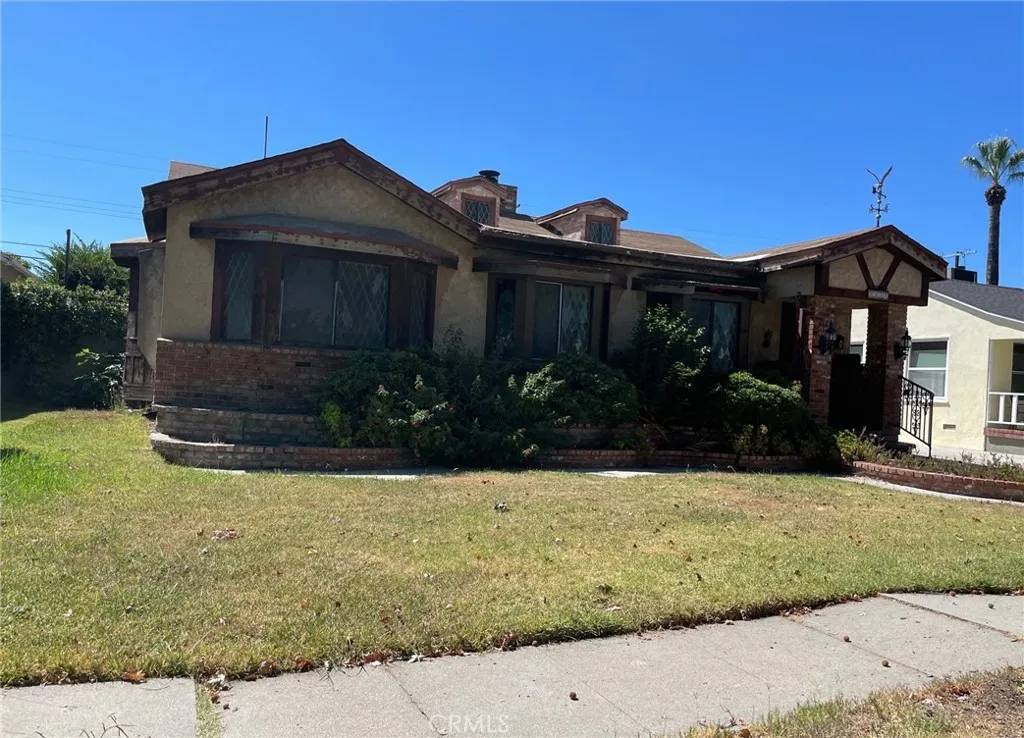 Reseda, CA 91335,6517 Yarmouth Avenue