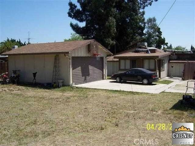 Granada Hills, CA 91344,16051 Los Alimos