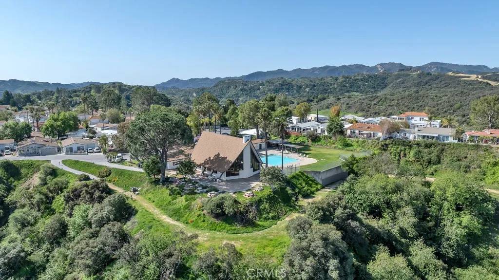 Topanga, CA 90290,171 Comanche