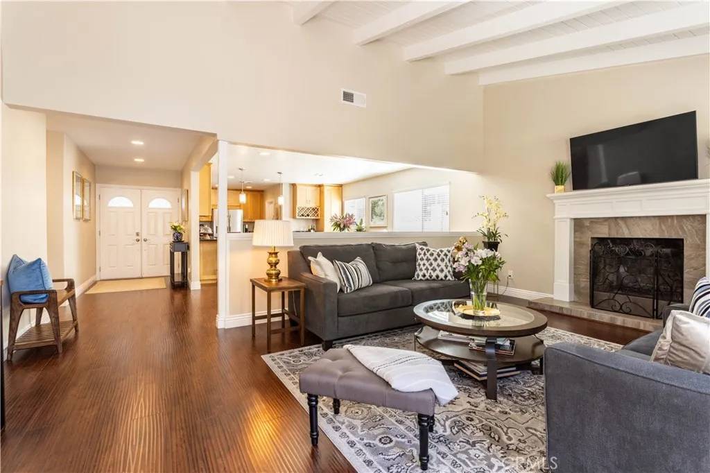 Granada Hills, CA 91344,10501 Forbes Avenue