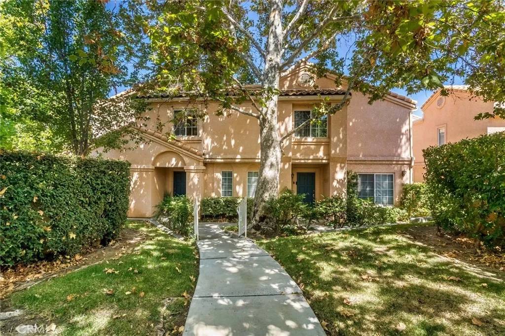 Stevenson Ranch, CA 91381,25118 Steinbeck Ave. #A