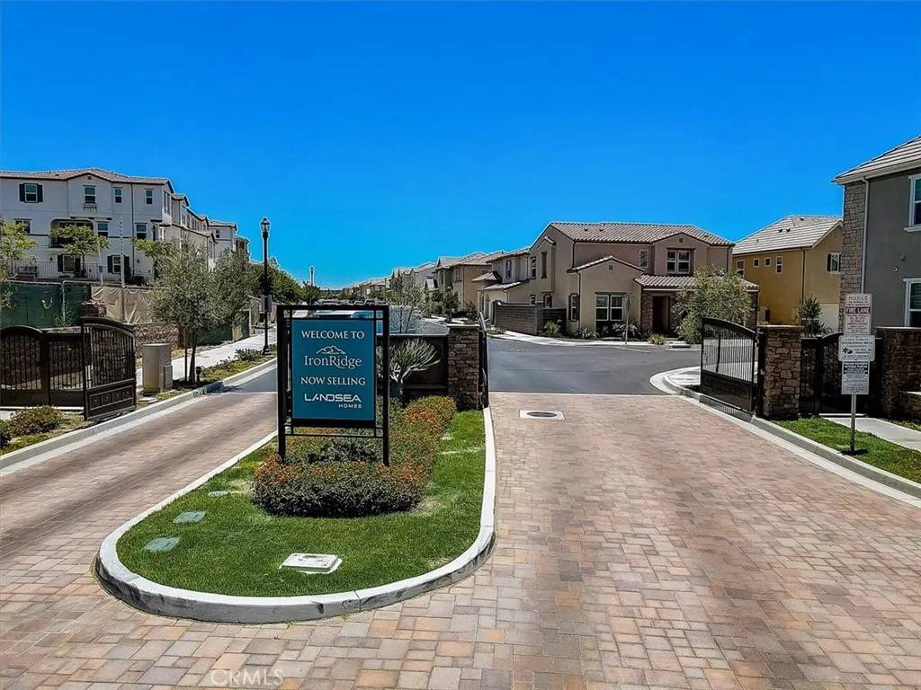 Lake Forest, CA 92610,302 Limestone