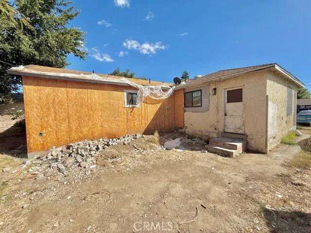 Van Nuys, CA 91411,15021 Sylvan