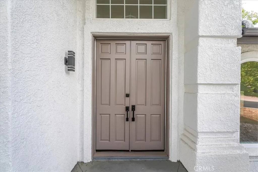 Topanga, CA 90290,21016 Mendenhall Court