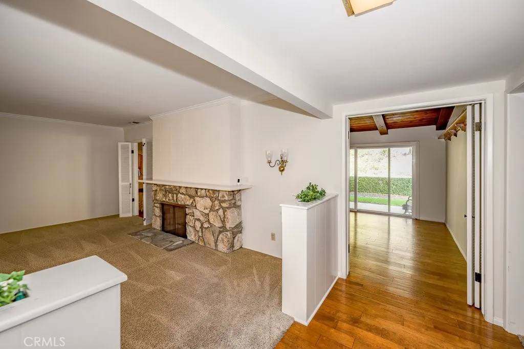 La Crescenta, CA 91214,3547 Henrietta Avenue