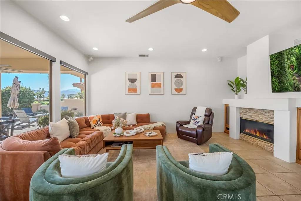 La Quinta, CA 92253,80305 Cedar Crest