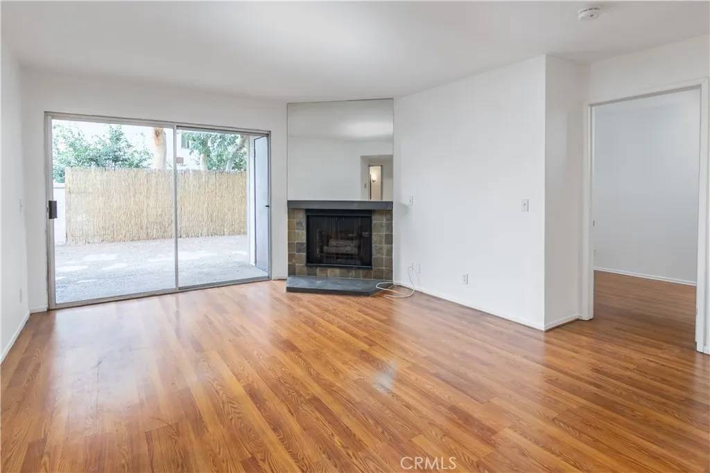 Winnetka, CA 91306,20253 Keswick Street #103