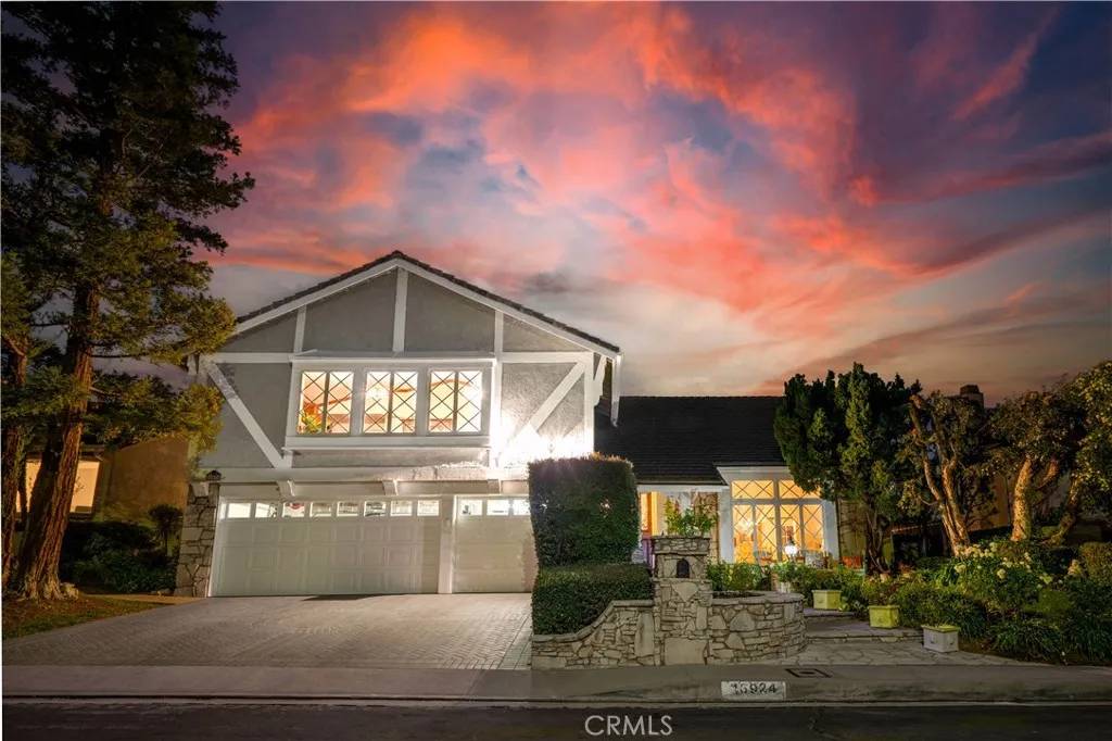 Porter Ranch, CA 91326,18924 Granada Circle