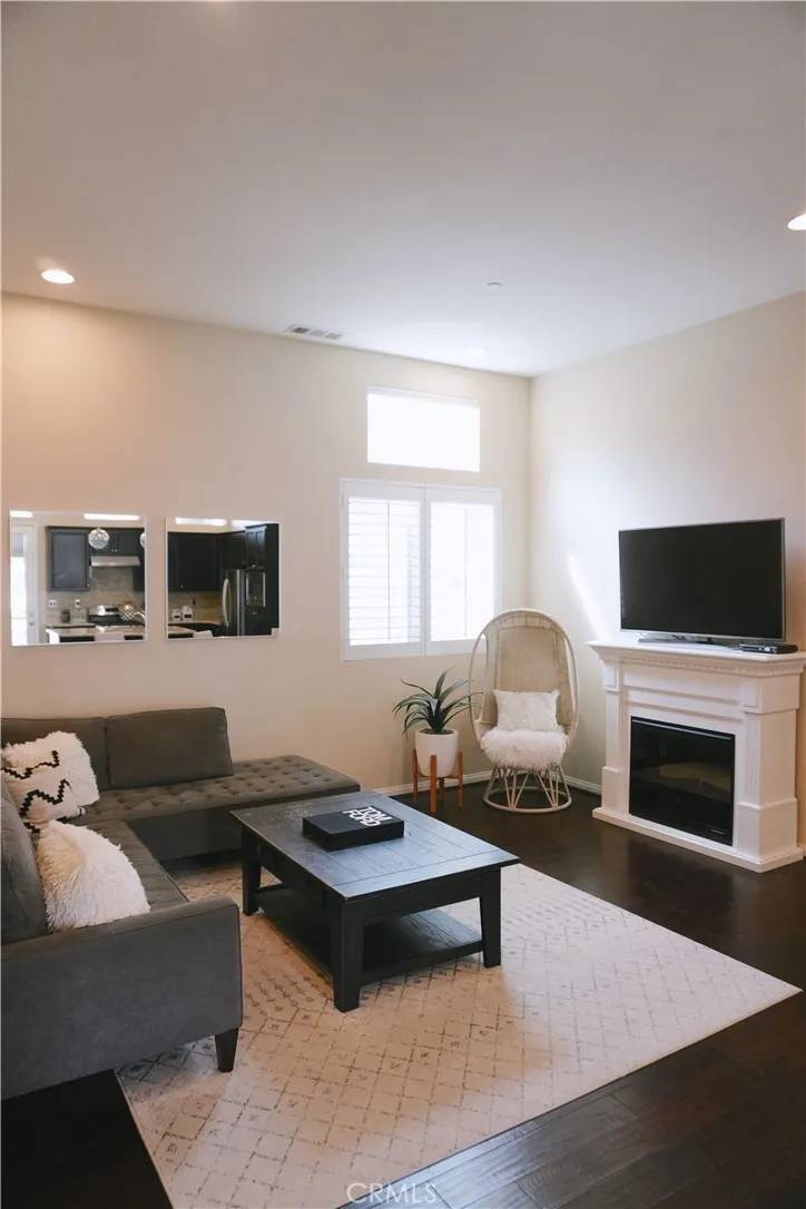 Porter Ranch, CA 91326,11253 Paseo Lomaso