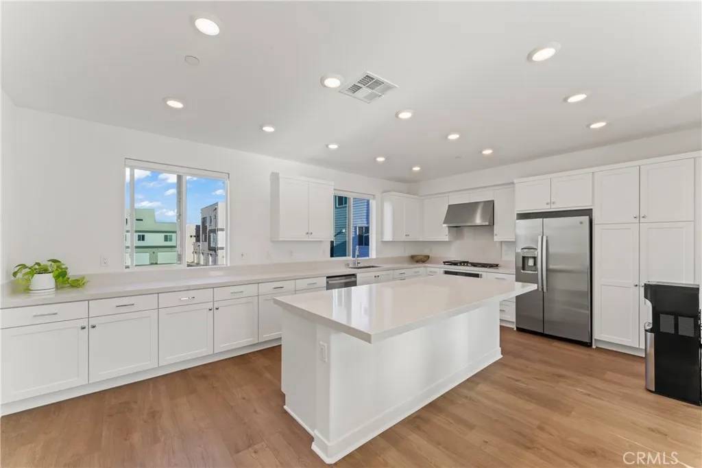 Valencia, CA 91381,26729 Laurel Mountain Loop