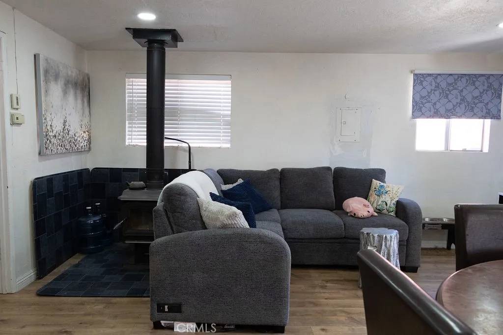 Frazier Park, CA 93225,4200 Maple Trail