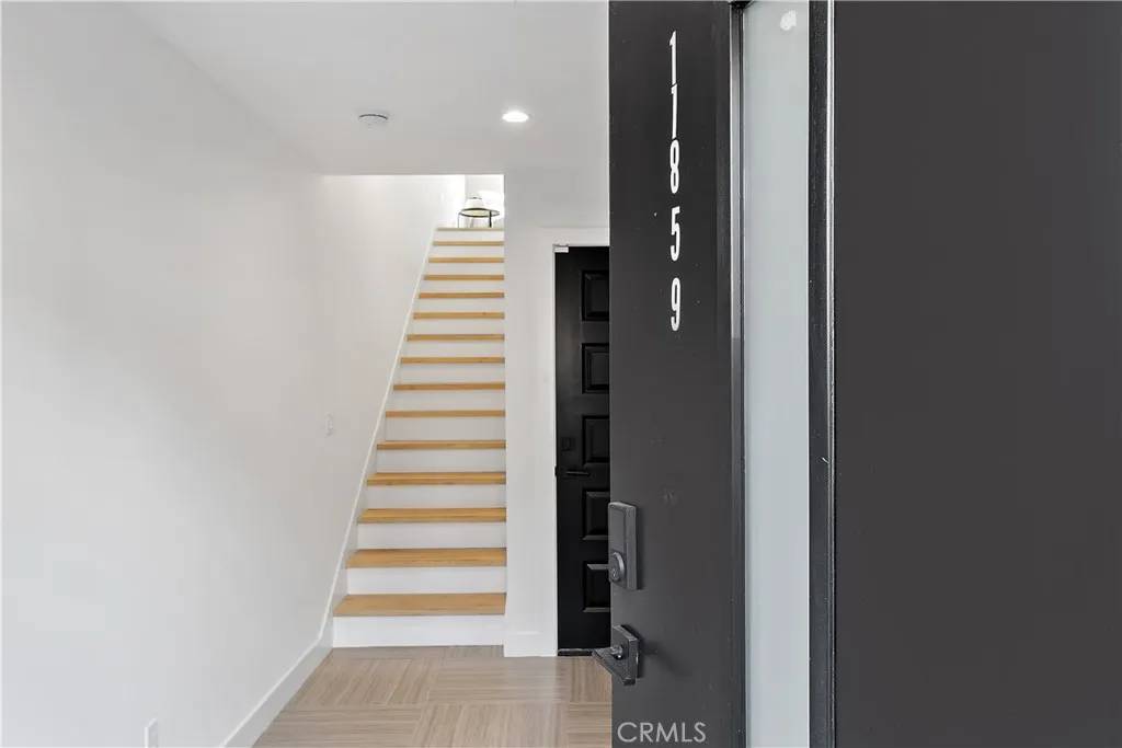 Valley Village, CA 91607,11857 W Flower Lane