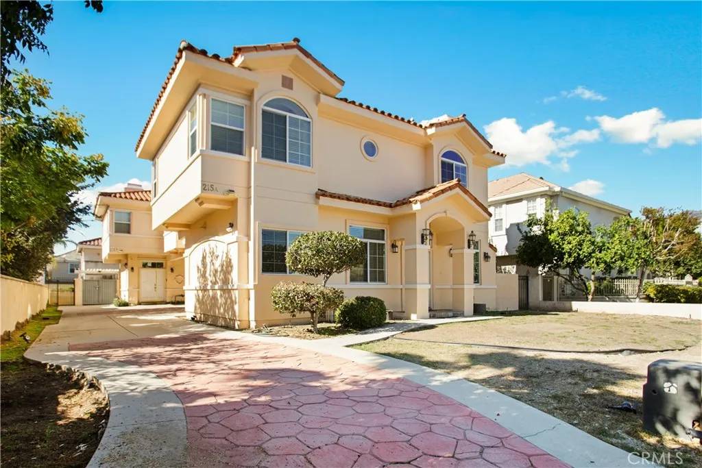 Arcadia, CA 91006,215 S 5th #A