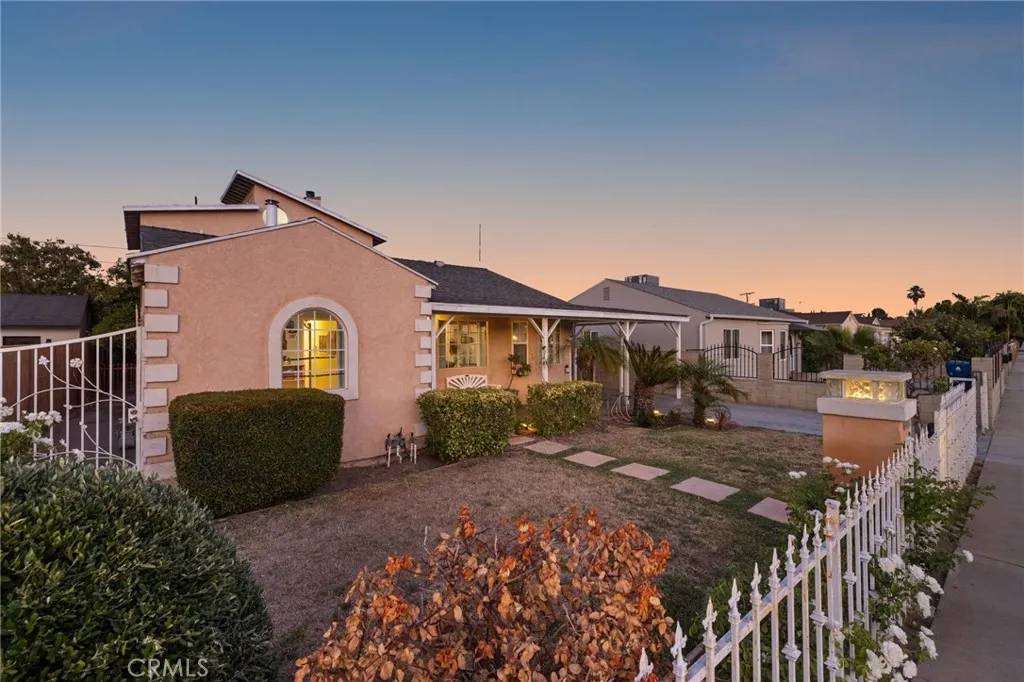 North Hollywood, CA 91606,6542 Babcock Avenue