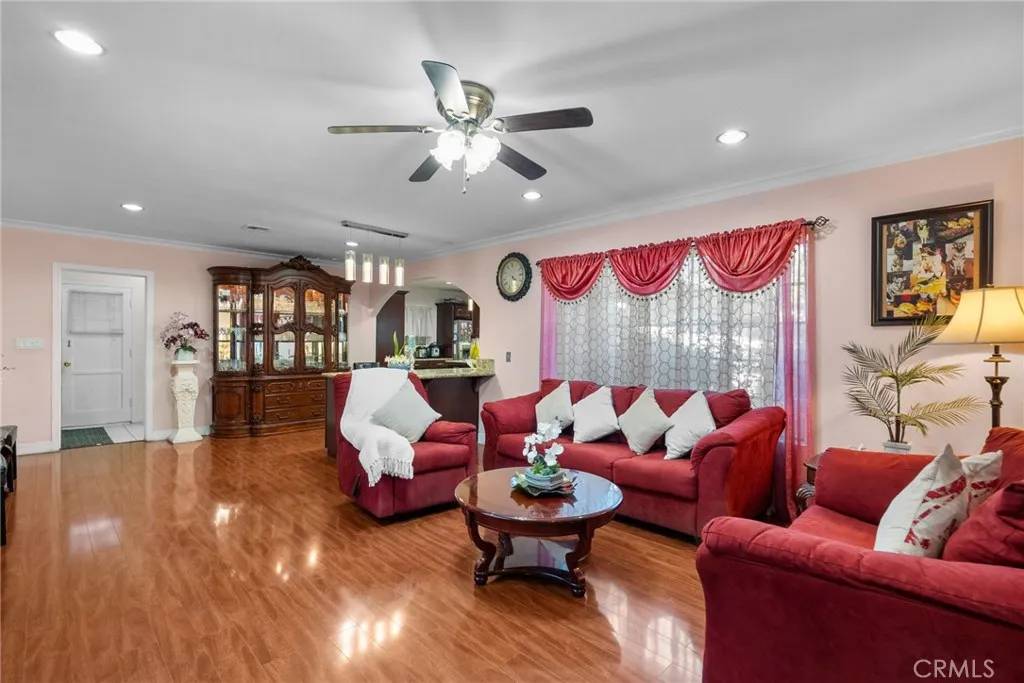 Northridge, CA 91325,9453 Shoshone Ave