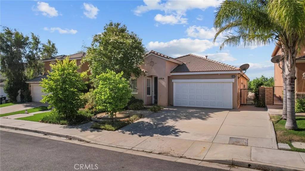 Saugus, CA 91350,19914 Via Joyce Drive