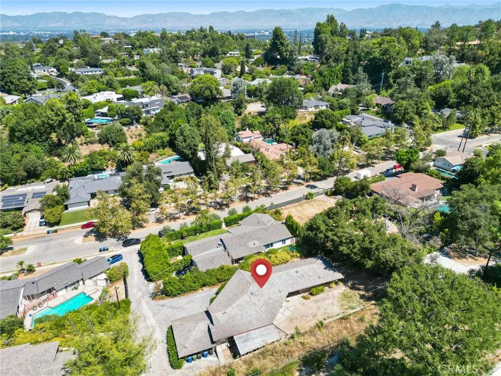 Encino, CA 91436,4067 Hayvenhurst Drive