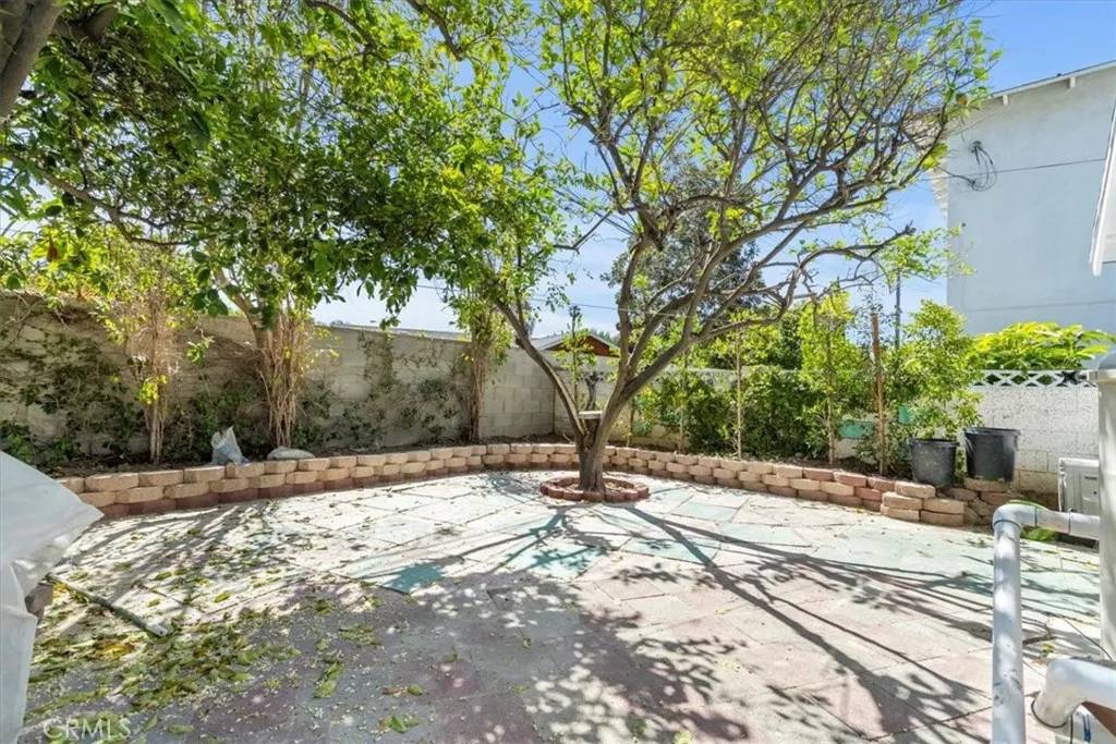 Northridge, CA 91324,8360 N Vanalden Avenue